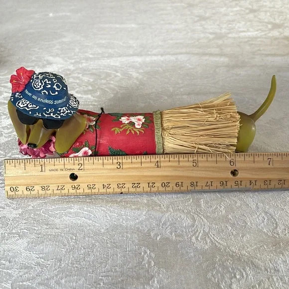 Westland Giftware “Hot Diggity!” dachshund Long Hot Summer figurine. - Picture 11 of 14